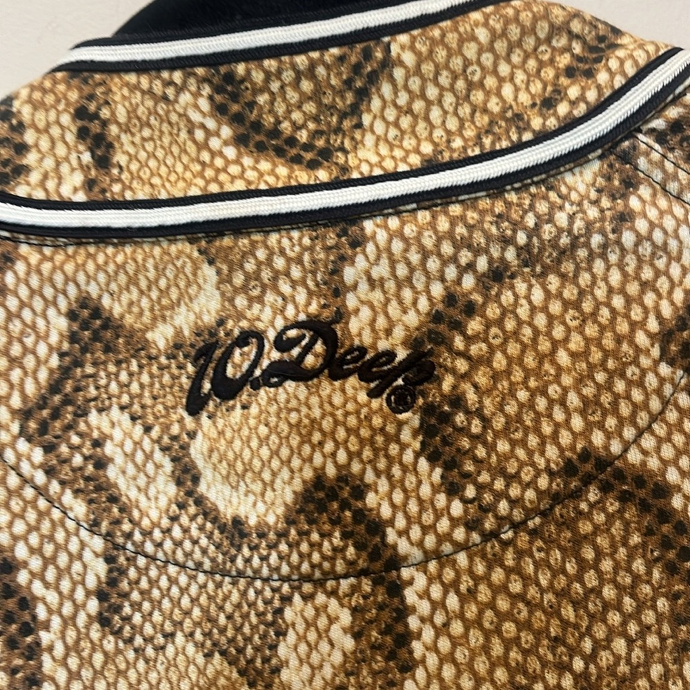 10.Deep Brown, Tan, Black & White Alligator Print Baseball Jersey Size Large - Picture 6 of 6